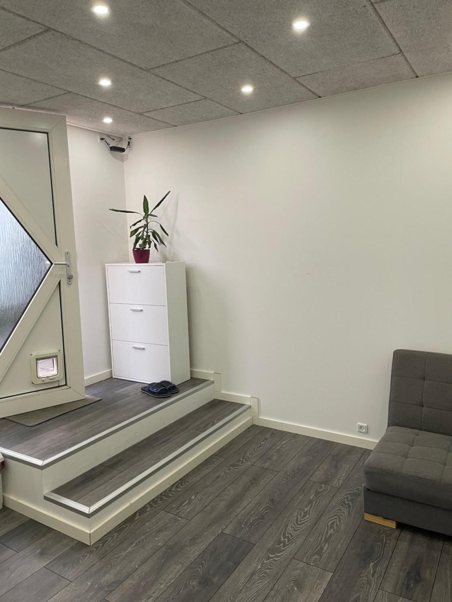 Private With Shared Bathroom In Of